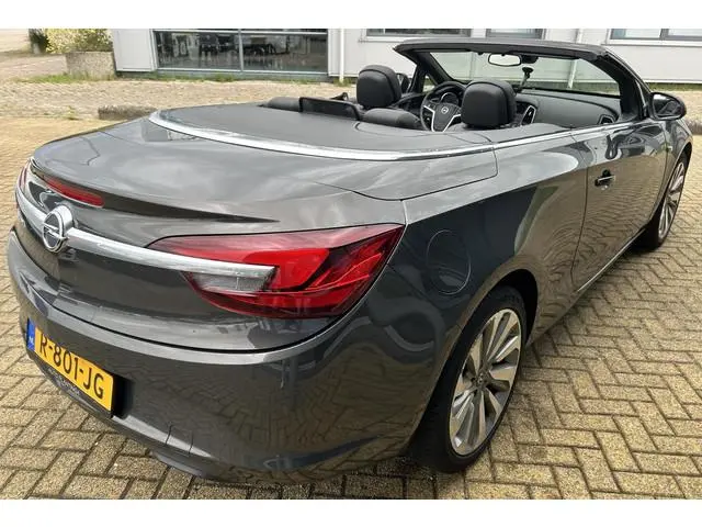 Opel Cascada