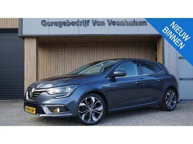Renault Mégane 1.3 140pk TCe Bose Xenon Cruise Pdc Keyless Navi *94610km* Bose 18 inch LM a.Camera