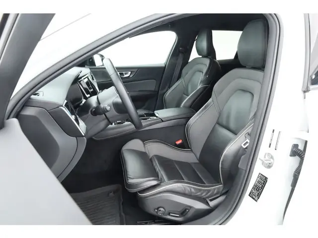Volvo V60 T8 Recharge R-Design | long range  | Pilot Assist | H&K Audio | Stoel- Stuurverw. | Elek....
