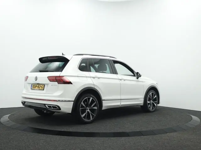 Volkswagen Tiguan 1.4 TSI eHybrid 245PK R-Line Business+ SOH 90.1% | Panoramadak |