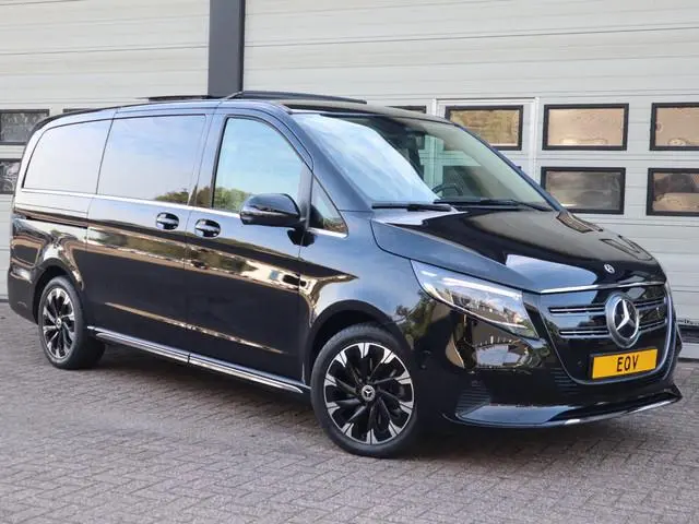Mercedes-Benz EQV 300 90 kWh L2 Avantgarde - Alle Opties - AMG - 7 Pers. - Pano