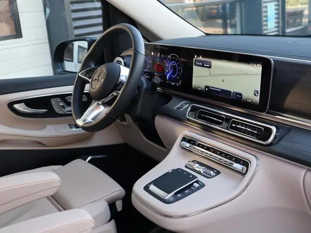 Mercedes-Benz EQV