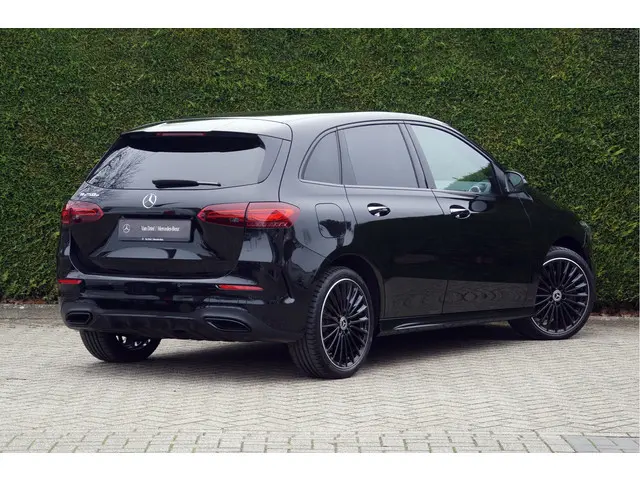 Mercedes-Benz B-klasse B 250 e AMG Line Night | Burmester Multibeam Keyless-Go Verwarmd Stuurwiel