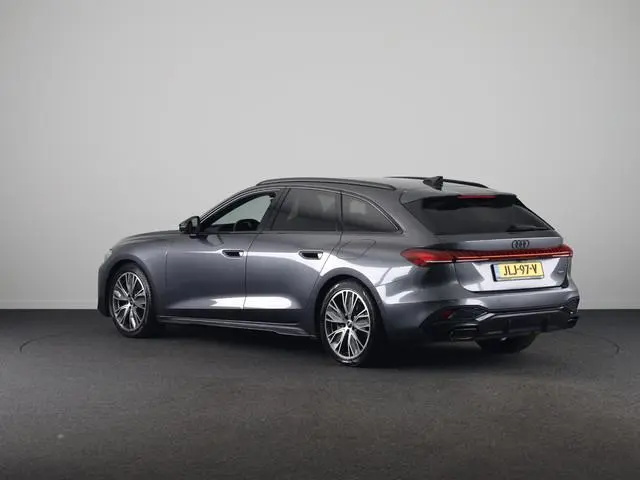 Audi A5 Avant 2.0 e-hybrid quattro S edition 299pk | Volleder | Memory stoel | Tech plus | Ambiente...