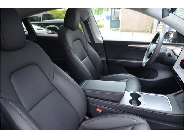 Tesla Model Y Performance AWD 75 kWh AutoPilot3.0 Ryzen