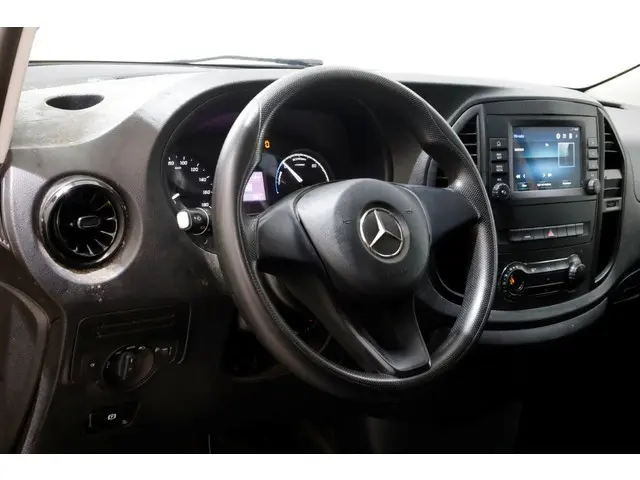 Mercedes-Benz eVito