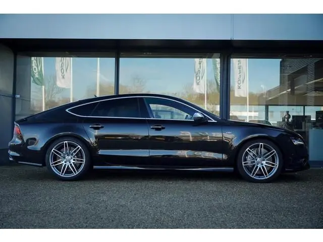 Audi S7