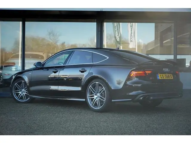 Audi S7