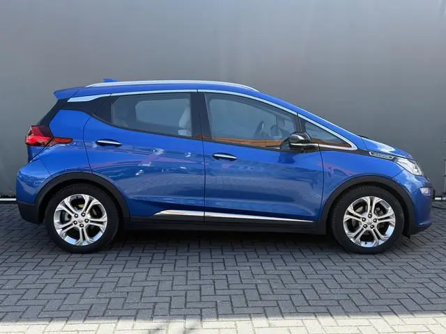 Opel Ampera-E