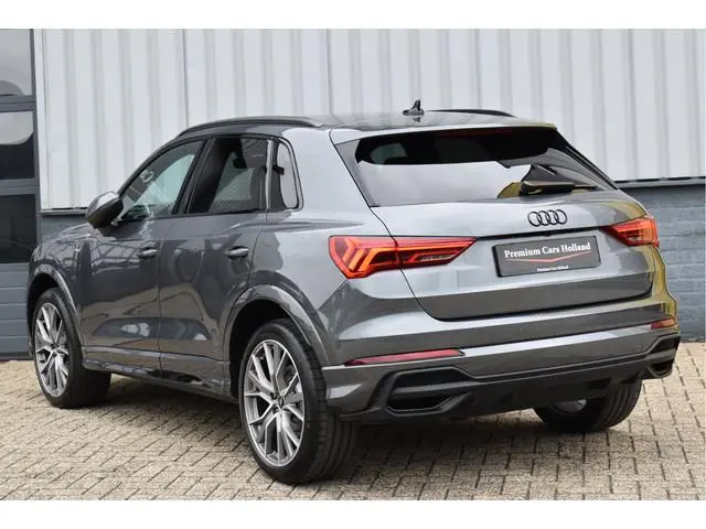 Audi Q3 45 TFSI e S-Line 245 Pk SOH 94% Rood Stiksel Leder Matrix Navi Keyless Sonos Camera ACC 20 I...