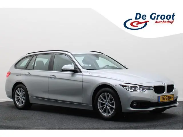 BMW 3-serie Touring 318i High Executive Automaat Leer, Climate, Cruise, Navigatie, Bluetooth, Elektr...
