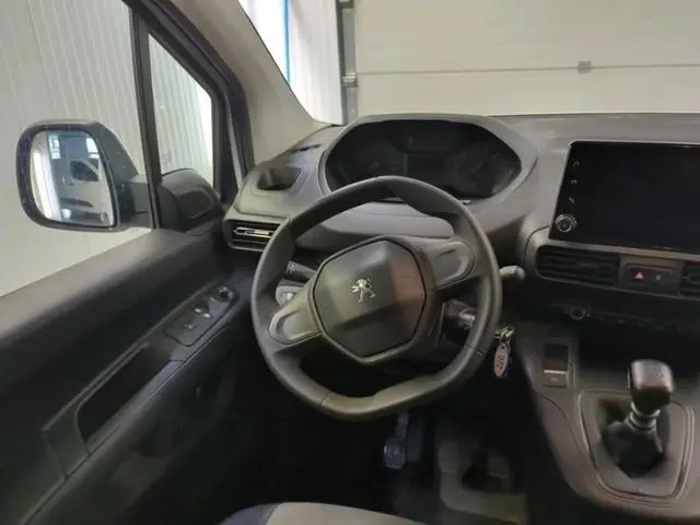 Peugeot Partner 1.2 Benzine 111PK Euro6 Premium / Airco / Navigatie / Cruise-ctr. / Schuifdeur + Raa...