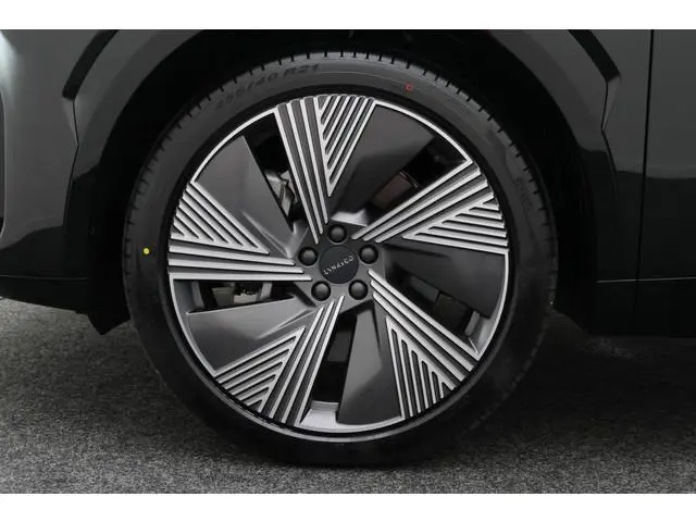 Lynk & Co 08