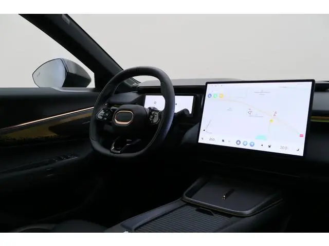 Lynk & Co 08