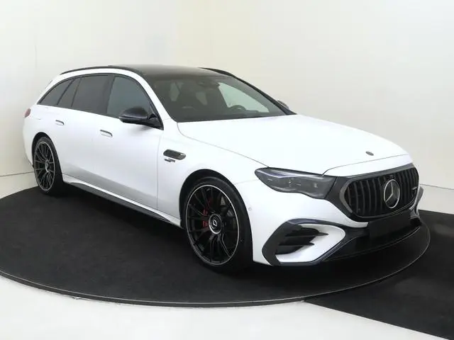 Mercedes-Benz E-klasse Estate AMG 53 4MATIC+ Night Edition / Opaalwit Magno/ Panoramadak/ SUPERSCREE...