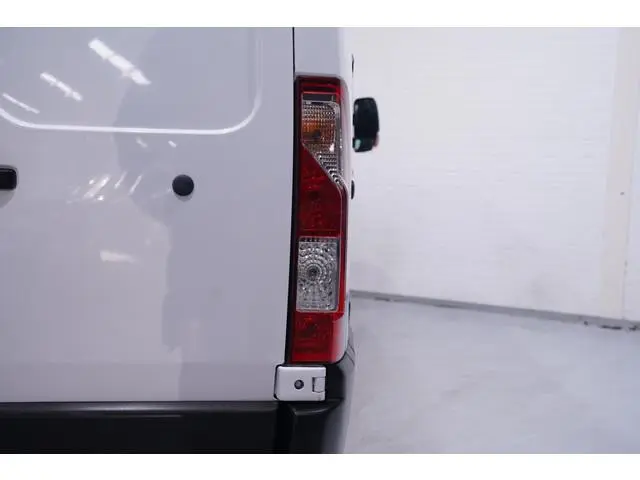 Nissan Interstar