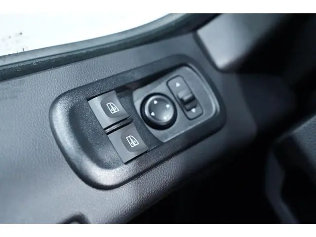 Nissan Interstar