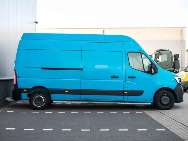 Renault Master T35 2.3 dCi 180 L3H3 Automaat | Cruise | Camera | PDC |