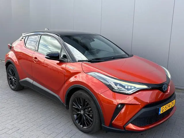 Toyota C-HR 2.0i Hybrid 184PK Automaat Launch Edition Trekhaak/Navigatie/Camera/Parkeerhulp/JBL