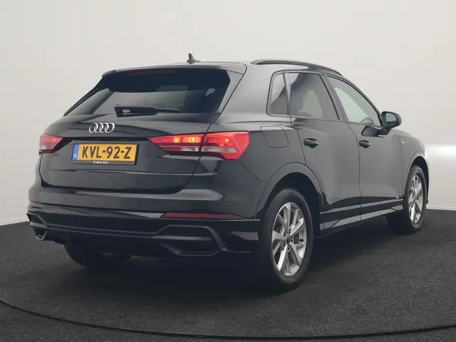 Audi Q3 45 TFSI e 2X S Line PHEV 245pk | Trekhaak Af Fabriek | Adaptive Cruise | Sportstoelen Verwar...