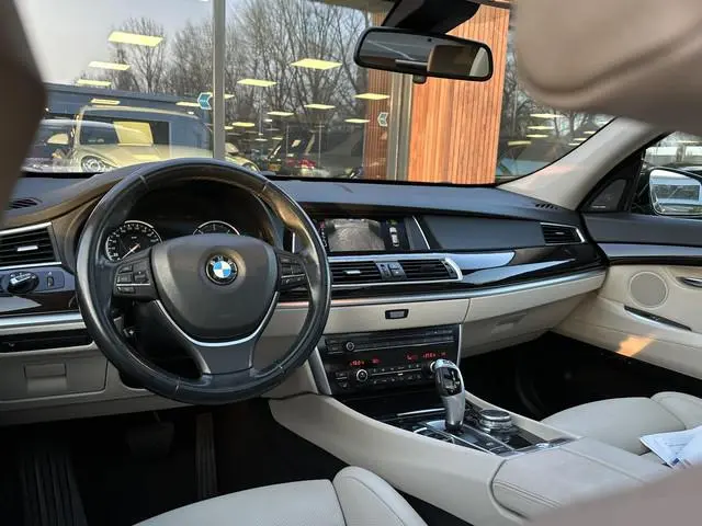 BMW 5-serie Gran Turismo 520d High Executive 185PK Panoramadak Trekhaak