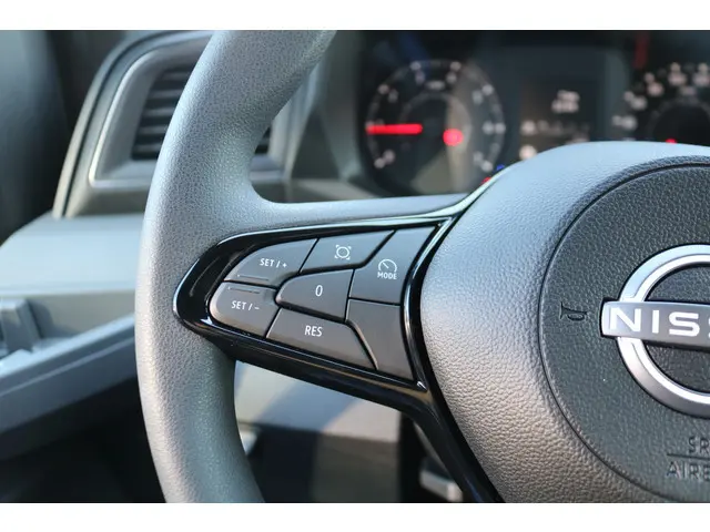 Nissan Interstar