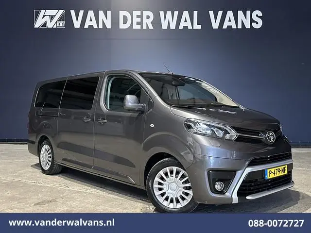 Toyota PROACE Shuttle 1.5 D-4D 120pk L3H1 XL 9 Zits Personenbus Euro6 Airco | Navigatie | Camera | A...