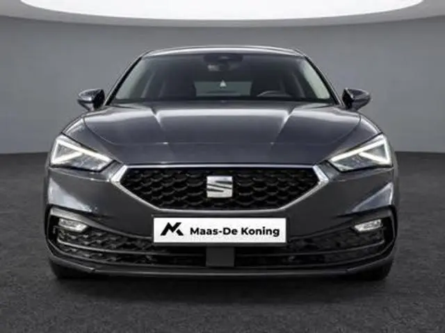 SEAT Leon Sportstourer Style Business Intense 1.5 eTSI 115 PK Station | Matrix verlichting | Metalli...