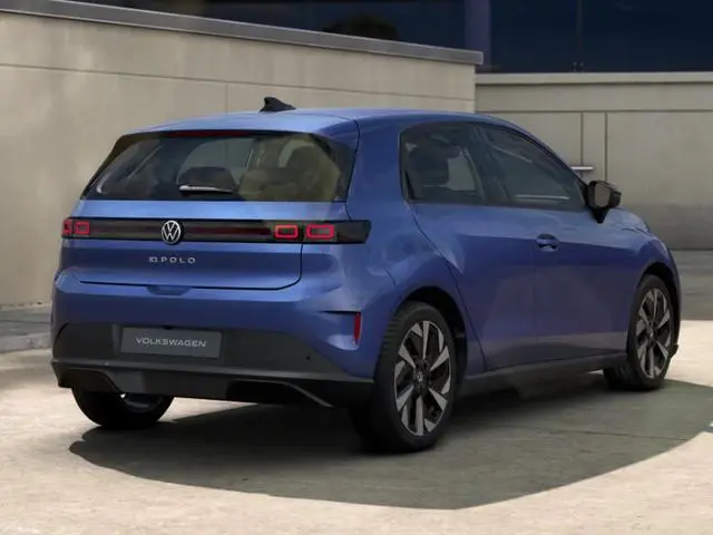 Volkswagen ID. Polo Life First Edition 52 kWh accu, 211 PK · Achteruitrijcamera · Draadloze telefoon...