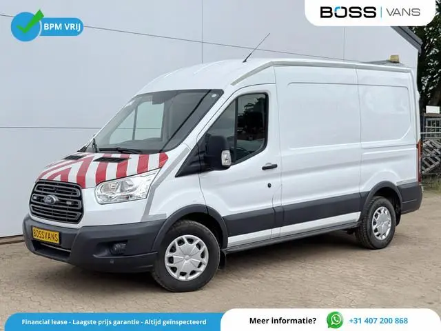 Ford Transit 2.0 TDCI 130PK L2H2 Airco Cruise Control Parkeersensoren Stoelverwarming Zwaailampen Ka...