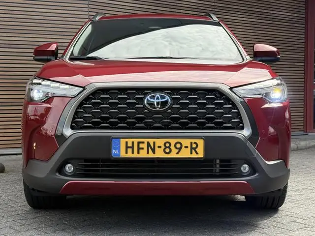 Toyota Corolla Cross Hybrid 140 Dynamic Trekhaak / Camera / Winterpack / Adpt cruise