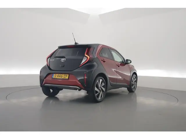Toyota Aygo X 1.0 VVT-i MT Envy | Rijklaar! | Navi | Apple CarPlay | Two Tone | Adapt. Cruise | Came...