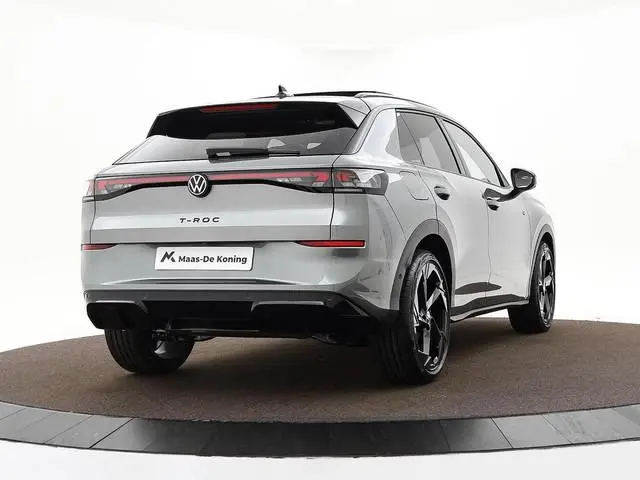 Volkswagen T-Roc R-Line First Edition 1.5 eTSI 150 PK 7 versn. DSG · Assistance Pakket · Black Style...