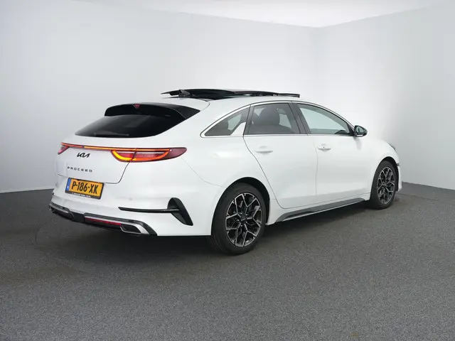 Kia ProCeed 1.0 T-GDi GT-Line | Pano | Camera | Winterpakket | Keyless | Dodehoeksensor |