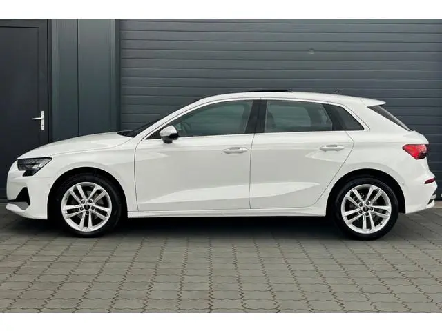Audi A3 Sportback 30 TFSI Advanced edition PANO LEER ACC CAMERA FACELIFT!