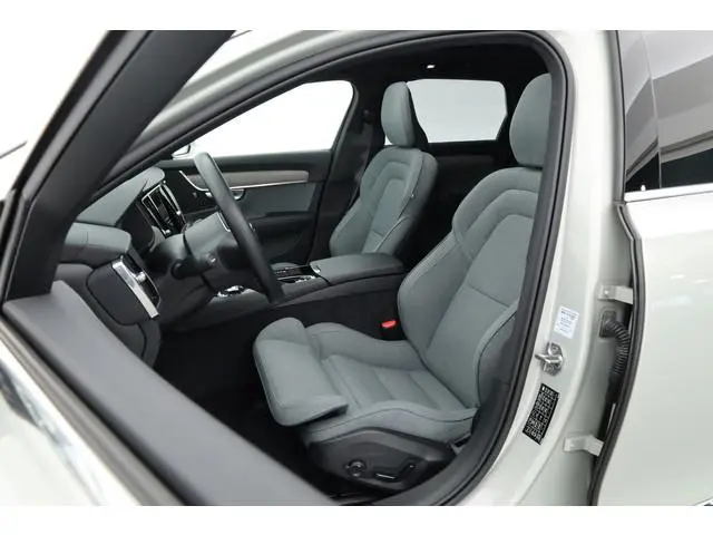 Volvo V90 2.0 T6 AWD Inscription | Pano | Elek. Trekhaak | Adapt. Cruise | 4x Stoelverw. | Memory |...