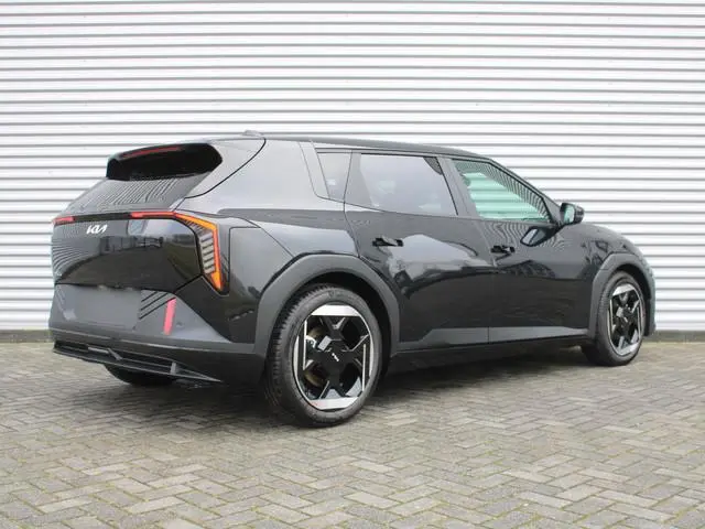 Kia EV4 Plus Advanced 81.4 kWh | Nieuw | Direct leverbaar | Actieradius tot 594 km (WLTP) | 18% bijt...