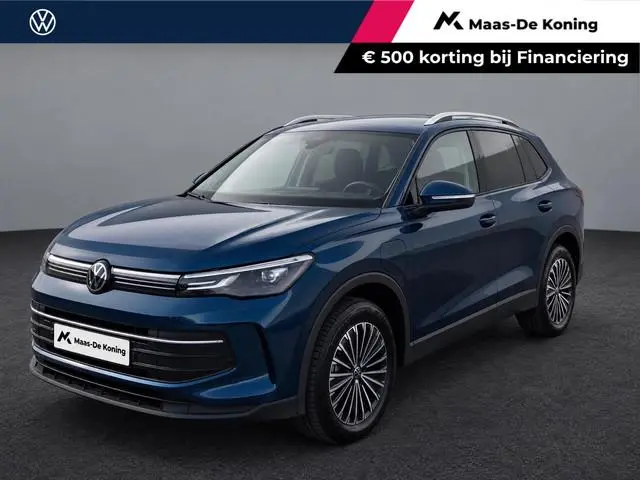 Volkswagen Tiguan 1.5eHybrid 204PK Life Edition · Trekhaak · Navigatie · Camera + parkeersensoren ·...