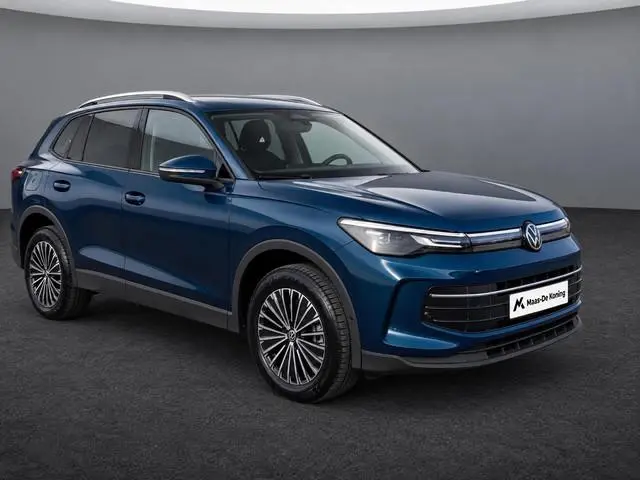 Volkswagen Tiguan 1.5eHybrid 204PK Life Edition · Trekhaak · Navigatie · Camera + parkeersensoren ·...