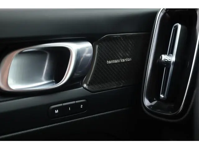 Volvo C40
