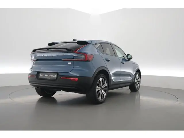 Volvo C40 Recharge Plus 69 kWh | 92% | Pano | 360cam | Harman Kardon | Pilot Assist | Stoel- Stuurve...