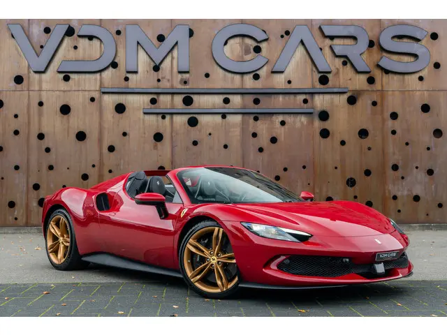 Ferrari 296 GTS 3.0 V6 | 1e Eigenaar | ACC | CarPlay | AFS | MyFerrari Connect | Daytona |