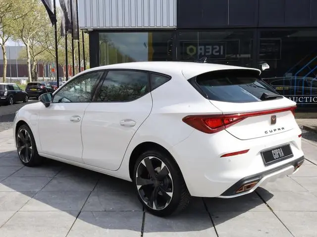 Cupra Leon 1.4 e-Hybrid VZ Keyless Go & Entry | Getint Glas | 18"Inch | LED |