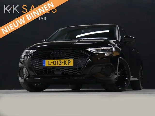 Audi A3 Limousine 30 TFSI Business edition [APPLE CARPLAY, VOL LEDER, FULL LED, DIGITAL DASH, KEYLES...