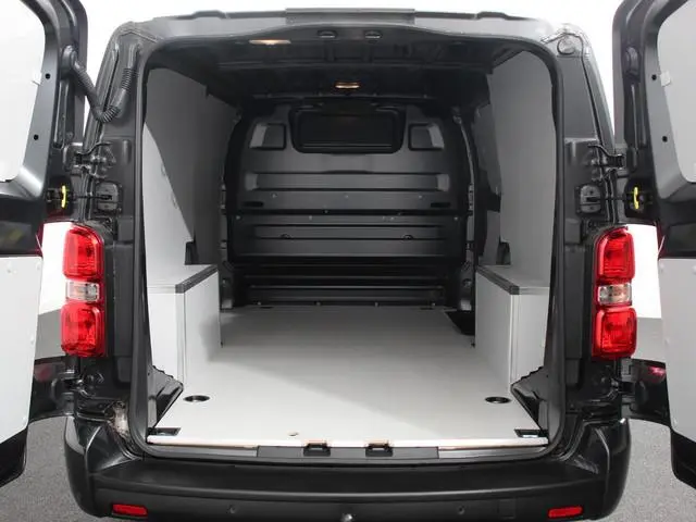 Opel Vivaro 1.5 Diesel 120 S&S L3 Apple Carplay /  Android Auto Parkeersensoren V+A Trekhaak Camera...
