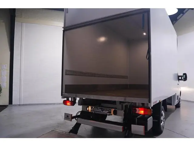 Nissan Interstar