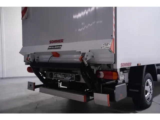 Nissan Interstar