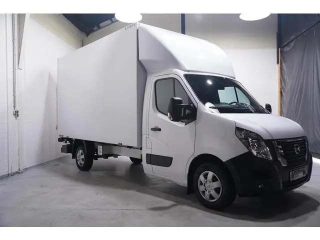 Nissan Interstar 2.3 DCi 163 pk Bakwagen met Laadklep Navi, Airco Apple Carplay, Dakspoiler, Cruise...