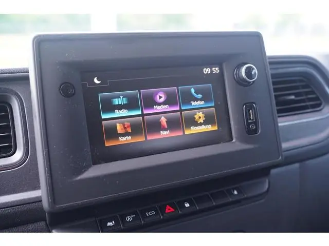 Nissan Interstar