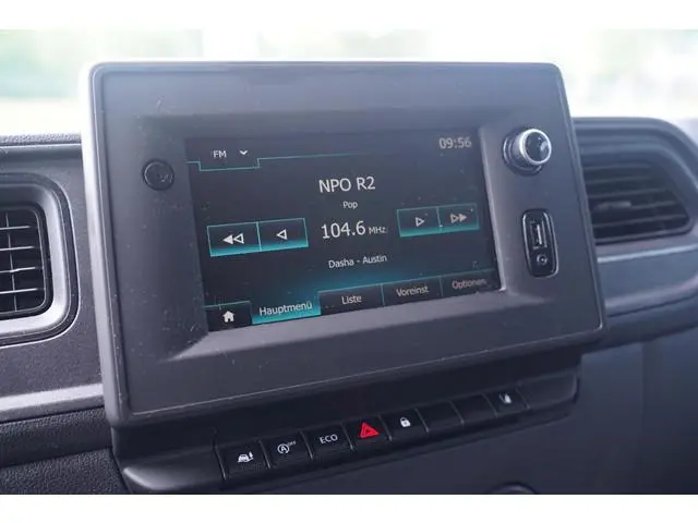 Nissan Interstar